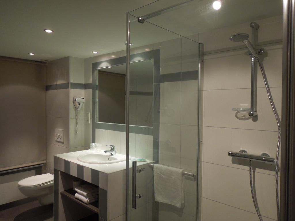 Hotel Saint-Pierre Pontarlier Buitenkant foto