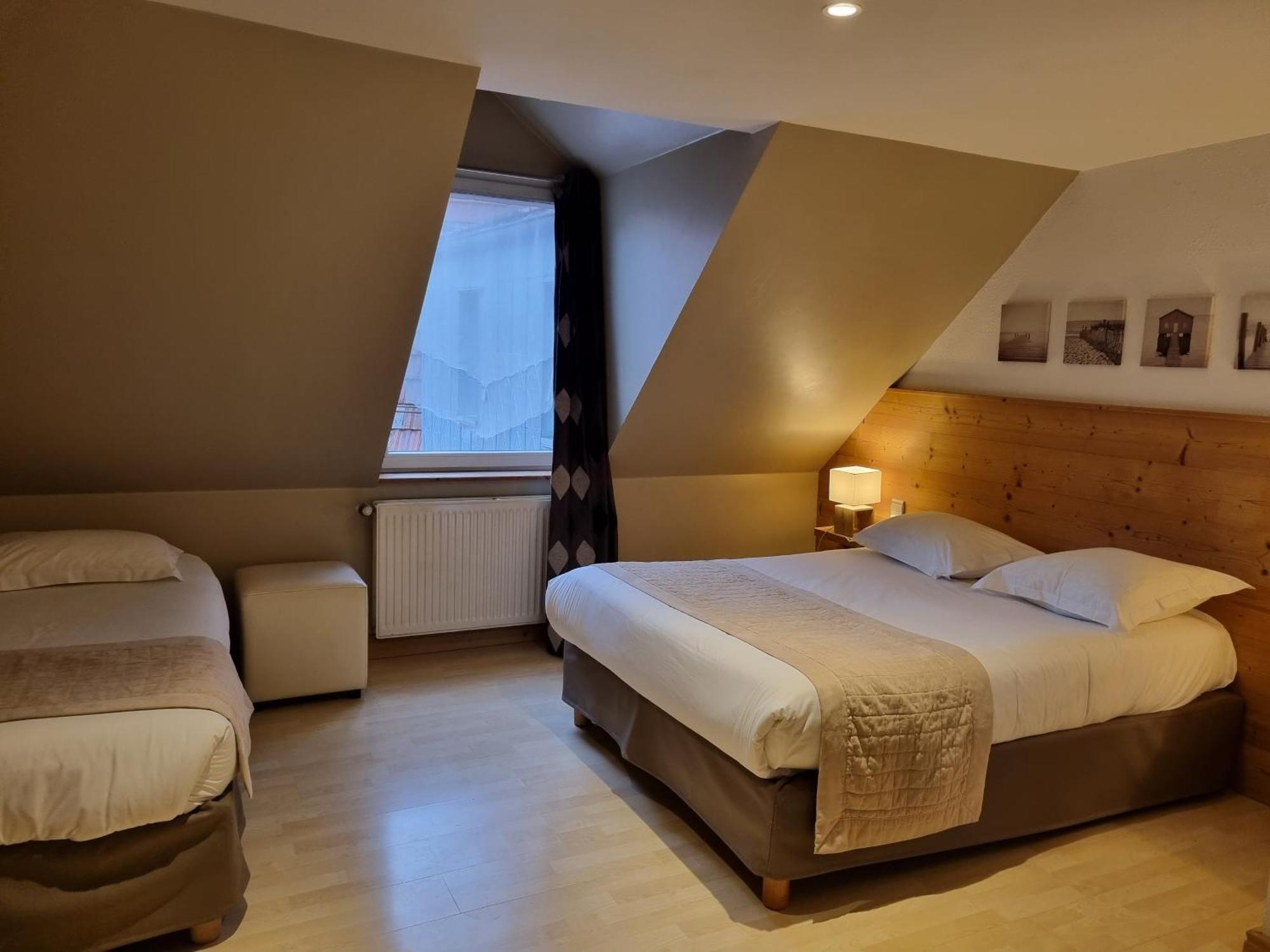 Hotel Saint-Pierre Pontarlier Buitenkant foto
